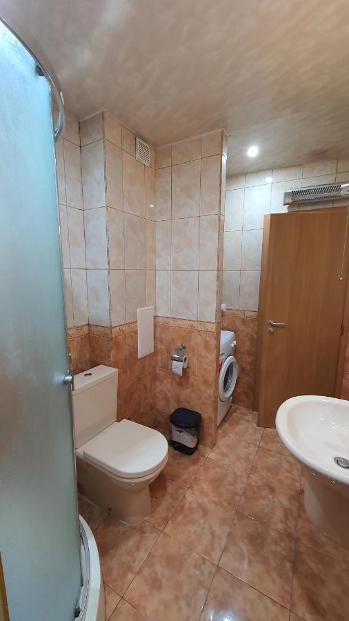 Minimalistic 1Br Flat With A Parking Spot Apartamento Varna Exterior foto